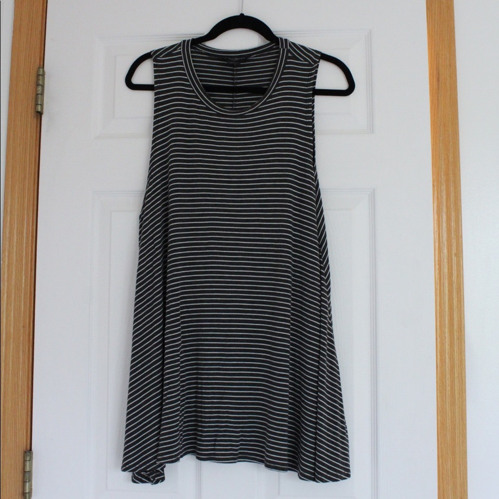 Striped sleeveless tunic